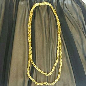 Gold tone necklace